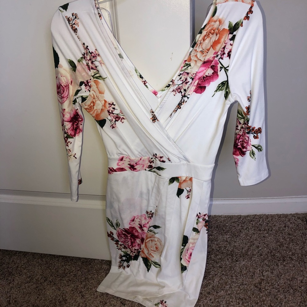 Quarter sleeve dress